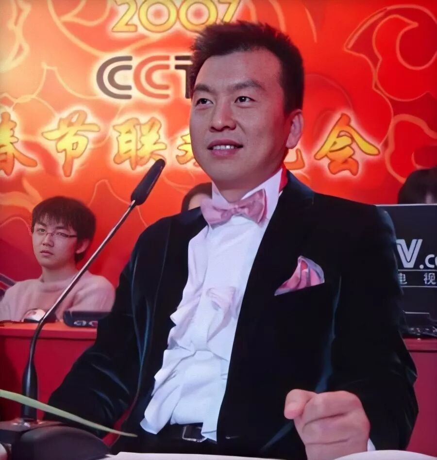 春晚主持人张泽群(敬一丹的学生)