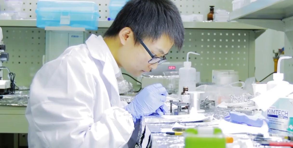 【理响中国·领航未来】薪火相传:大力弘扬科学家精神