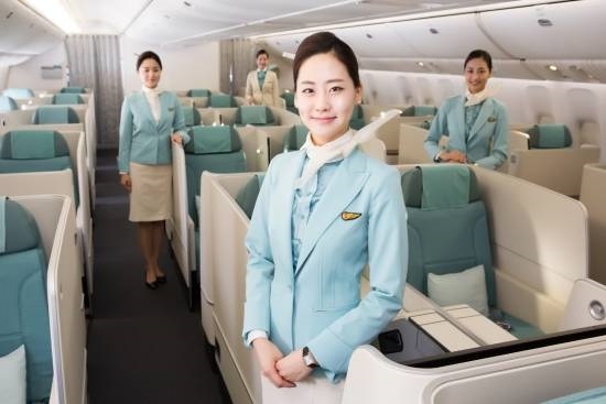 告别秀美刑具高跟鞋！大韩航空空姐将迎畅通鞋时间