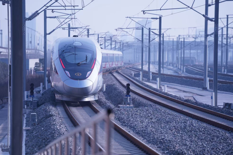 西延高铁 摄影 尤艇