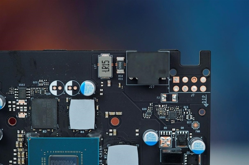 2K毫无压力4K也可一战 微星RTX 5060 Ti 8G GAMING TRIO OC显卡游戏评测: 6倍帧生成+路径追踪享受顶级游戏