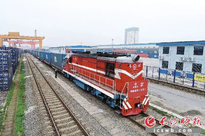 中欧班列（长沙）先后开行75条主要线路，覆盖亚欧大陆30个国家100多个城市。（资料图片） 长沙晚报全媒体记者 王志伟 摄