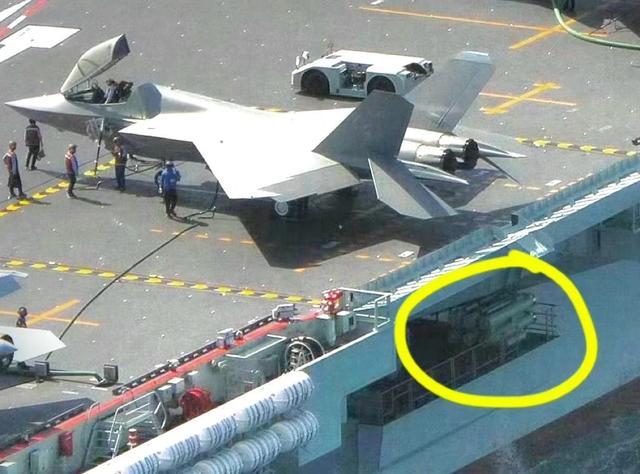 ▲福建舰反鱼雷鱼雷