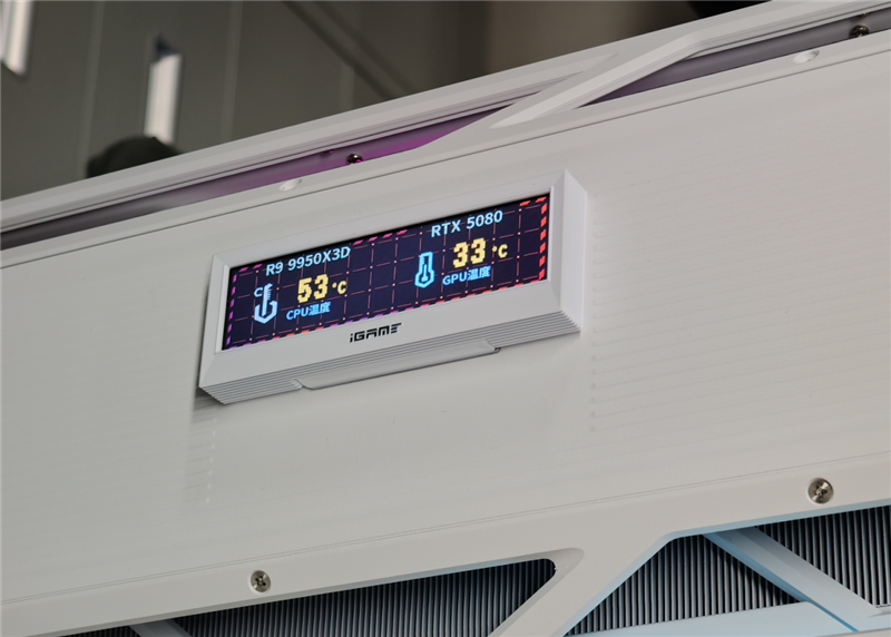 满血塞进RTX 5080与锐龙9 9950X3D!七彩虹iGame LAB Vulcan Armor火神战甲定制主机评测:地表最强ITX主机