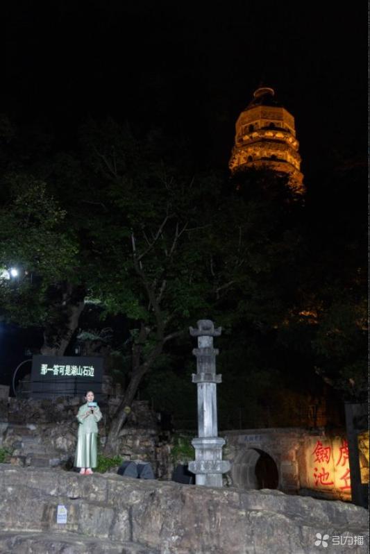 虎丘曲会现场。图片拍摄：奥莉