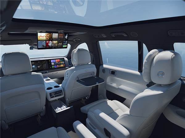 新款L9的配置很顶 但好像少了点理想味