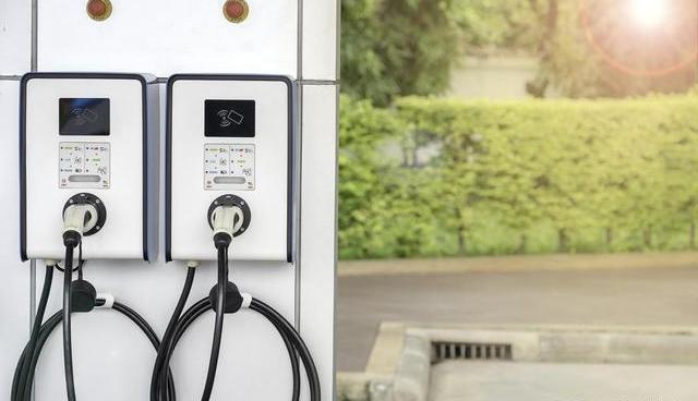 信号明确了！两会释放三重购车利好，还在观望的朋友要抓紧了-有驾