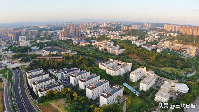 图片来源:三峡大学