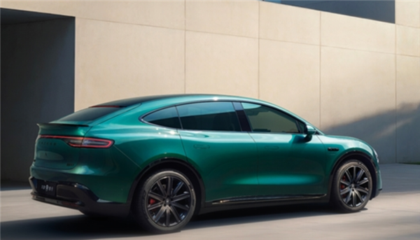 智界新车计划曝光！赵长江回应S7更新换代：有 但不是今年