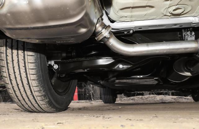 十来万预算选合股也曾国产？2026款HR-V用7.4L油耗和后排纯深渊板给出求实谜底-有驾