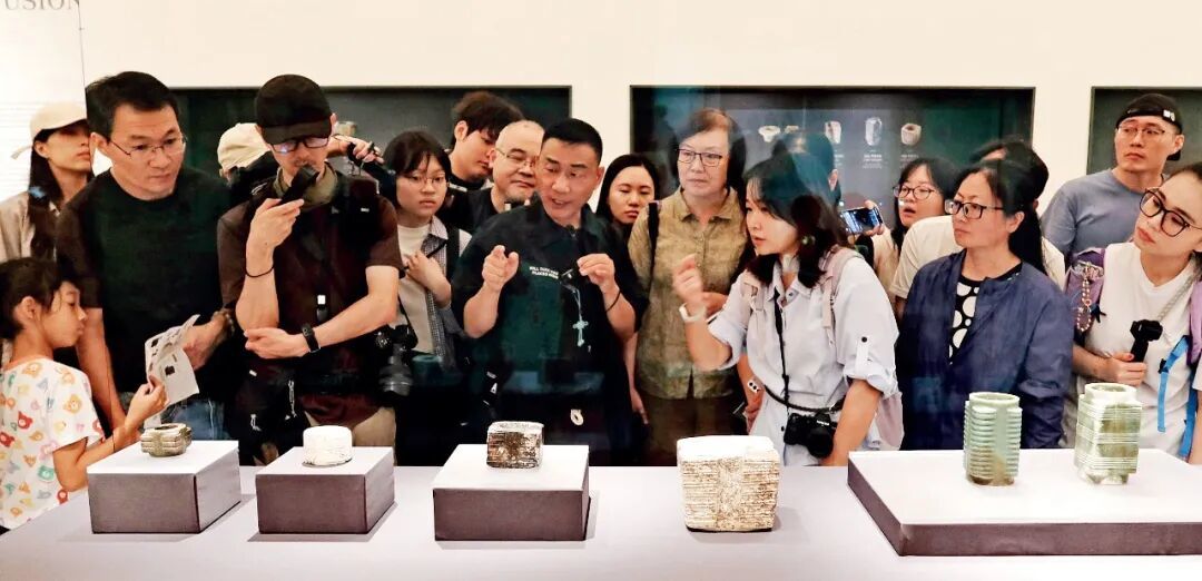 9月12日，“琮谱——良渚遗址发现九十周年特展”在杭州良渚博物院启幕。图/中新