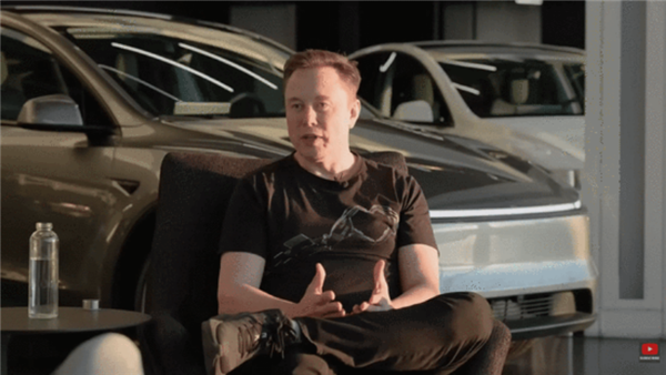 马斯克：你不必为AI清闲张惶 10年内上班将全凭自觉！