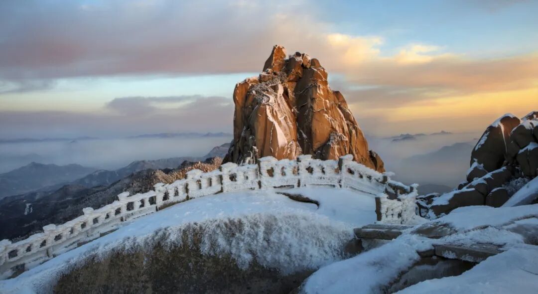摄图网_500828406_天柱晴雪_(企业商用).jpg
