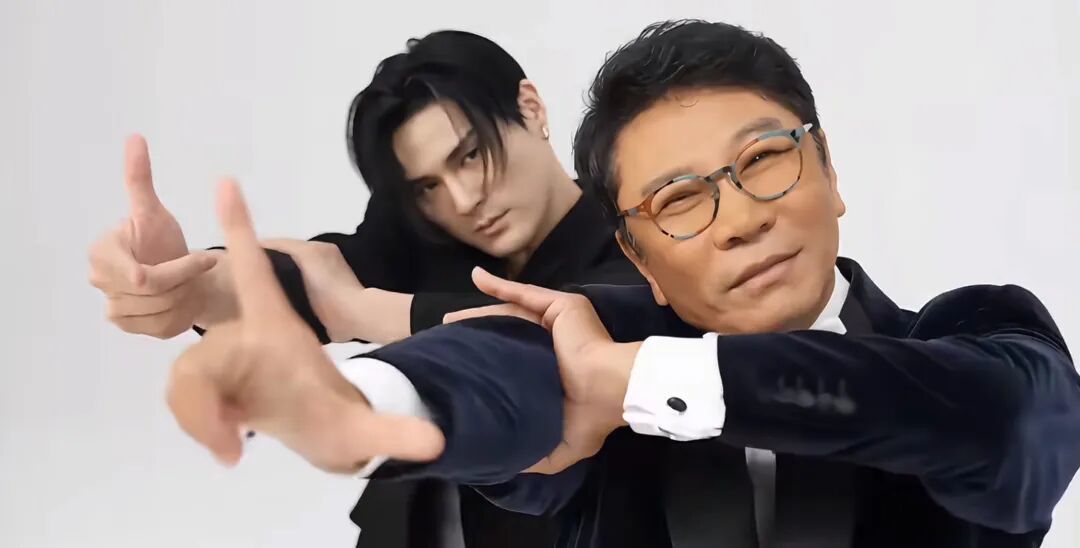 网友二创李秀满(右前)&俞永镇(左后)AI翻跳视频。(图/视频截图)