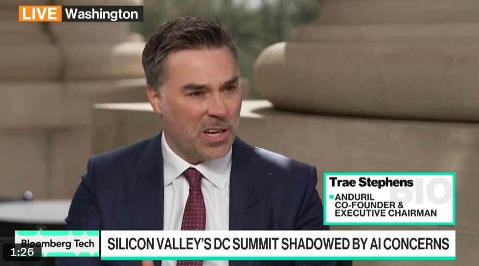 硅谷军工新秀大破防:让中国占尽优势,我有生之年都看不到美国登月