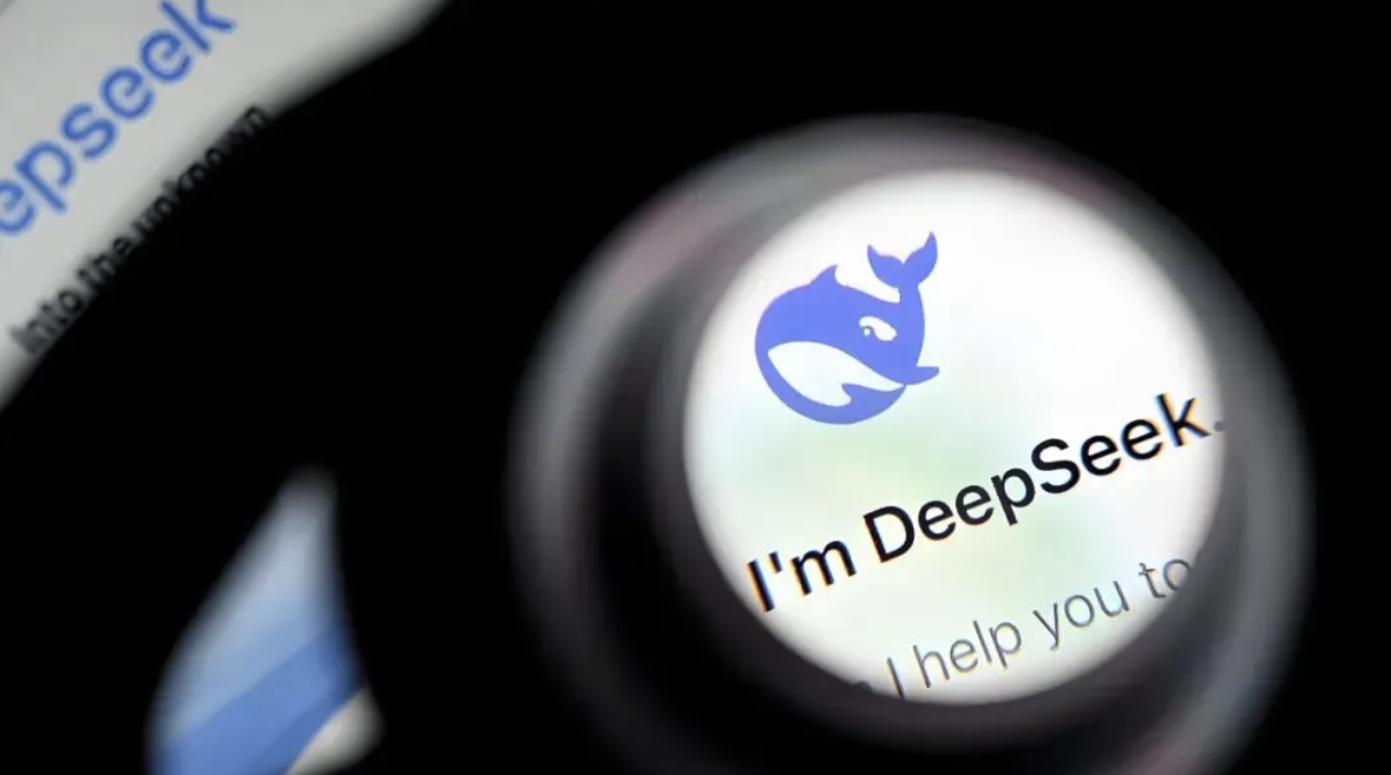 定了,DeepSeek V4首发华为芯片!国产AI开始打破英伟达垄断