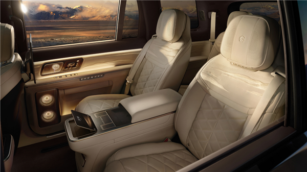 42万元的蔚来ES9发布 友商高管们今夜还睡得着吗