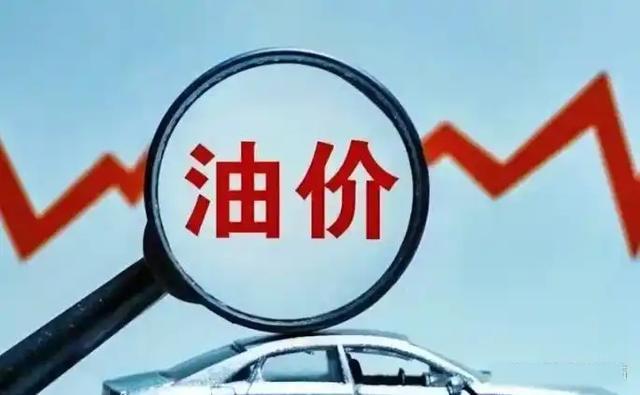 手动挡堵车踩刹车踩到腿酸,别急着学省力技巧,这几个操作误区更该先改掉-有驾