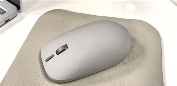 微软更新Surface Mouse鼠标:支持触觉反馈 内置振动马达