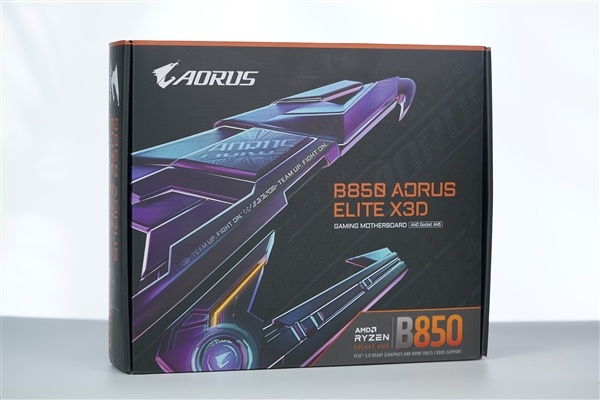 16+2+2相供电 配4路M.2!技嘉B850 AORUS ELITE X3D图赏