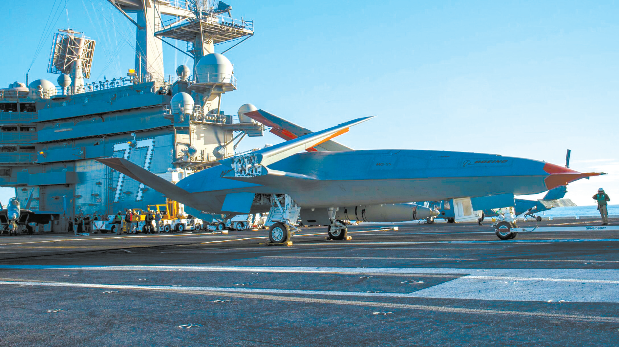 MQ-25A无人加油机在美国航母上测试