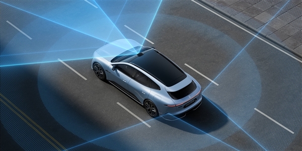 22.99万起 阿维塔06T开售：入门就是零百3.74秒双电机后驱