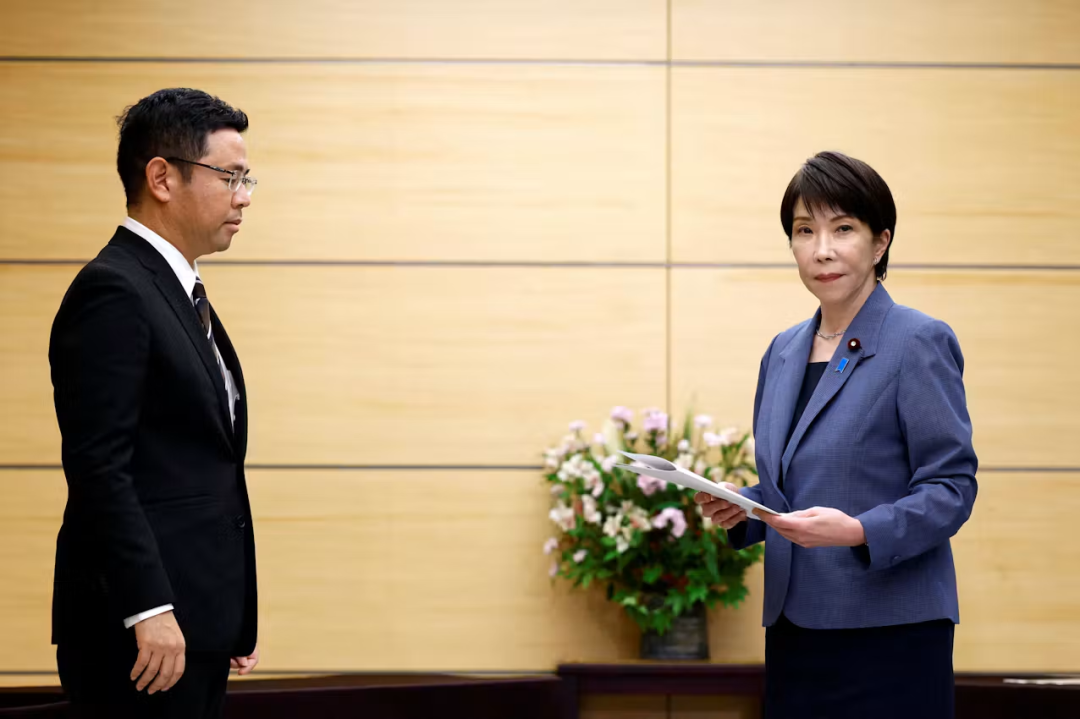 10月7日,冲绳县知事古谢玄太向首相高市早苗提出要求,希望采取有实效的措施,防止类似案件再次发生。(图源:路透社)
