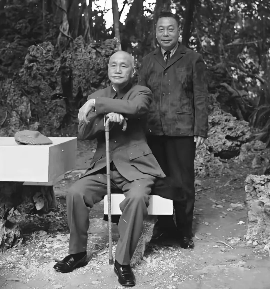蒋介石与蒋经国足球外盘网站娱乐网
