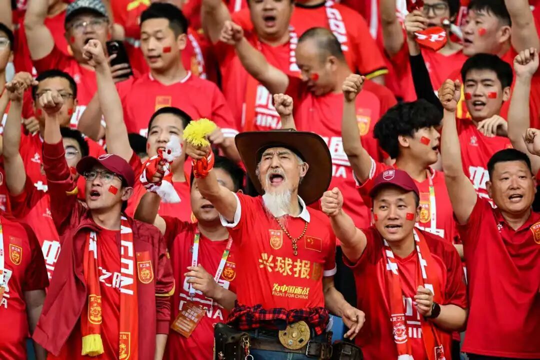 2025年3月25日，李文刚出现在世界杯预选赛中国队对阵澳大利亚队的看台上。