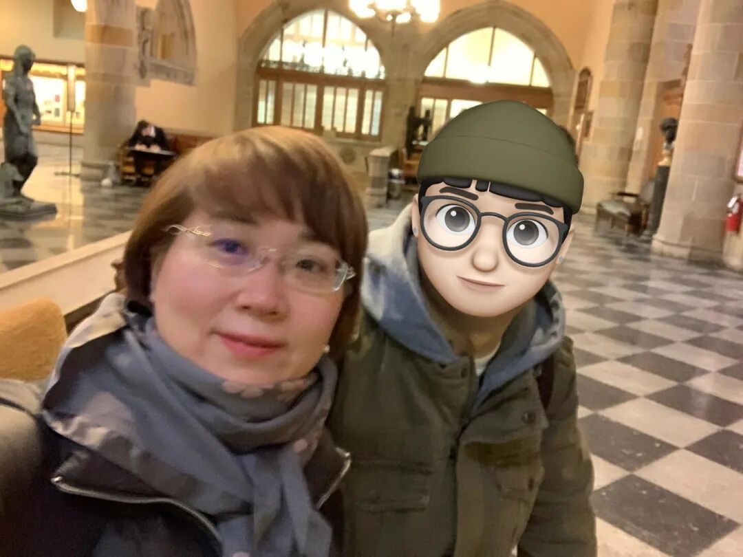 董娜和她的丈夫,图源婚姻治疗师董小姐小红书