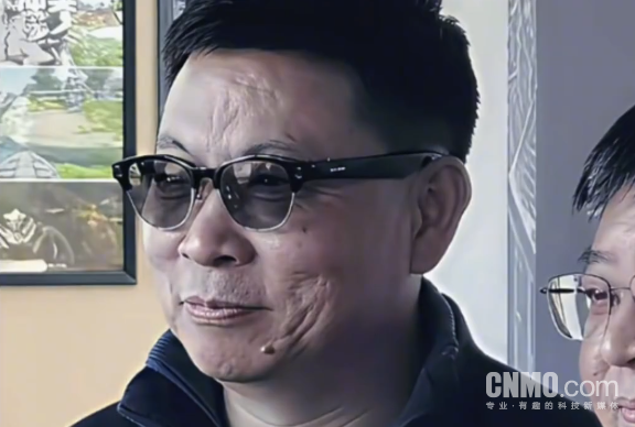 华为全新AI眼镜