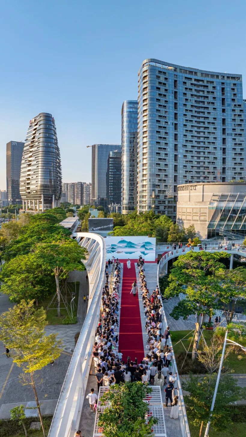 滨海廊桥.jpg