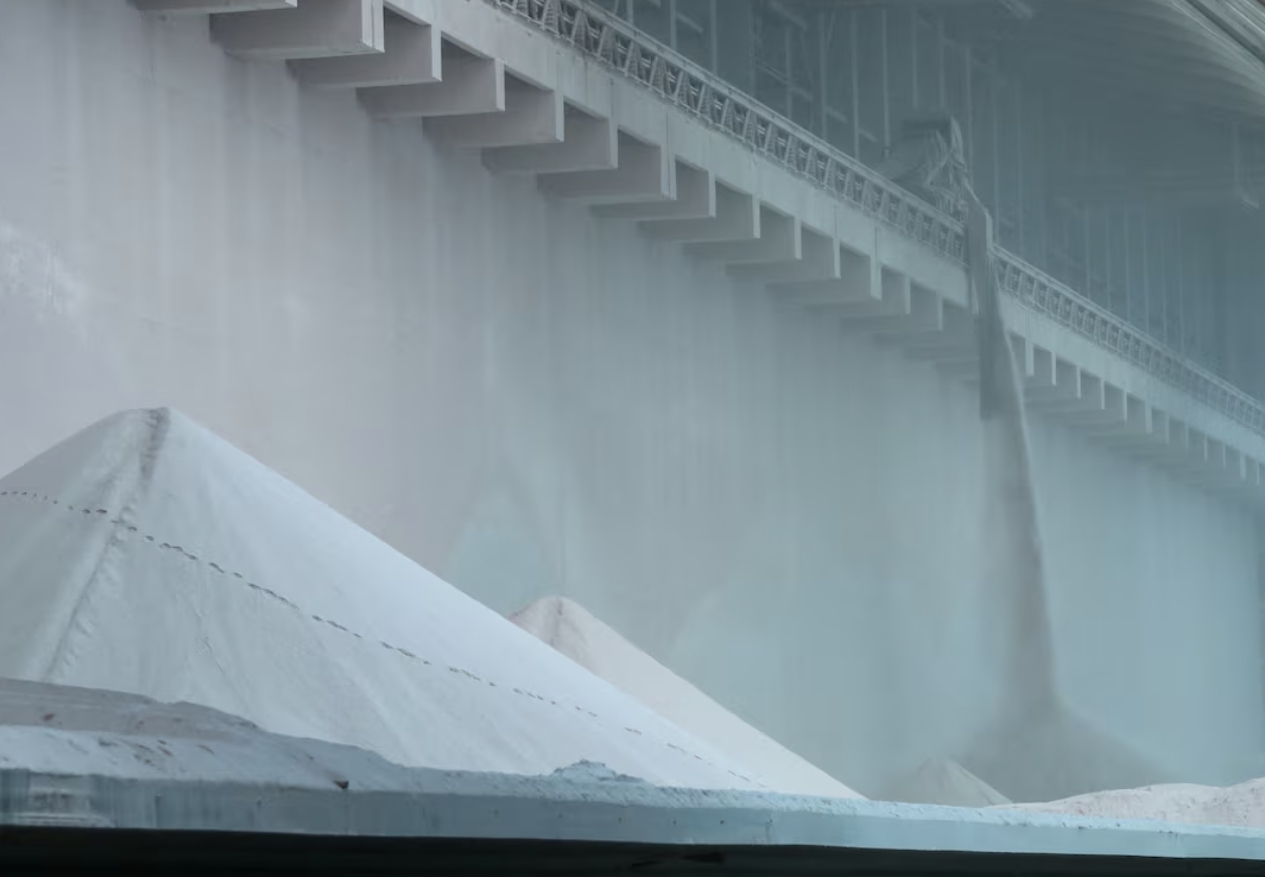 2024年9月3日，俄罗斯伏尔加格勒州，欧洲化学公司伏尔加钾肥厂的加工场制品仓库外景。路透社