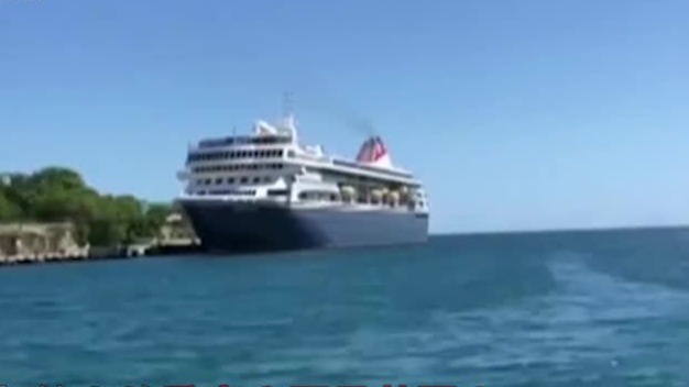 5人确诊新冠 英国一艘载千人邮轮搁浅加勒比海
