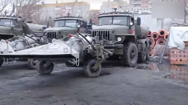 俄罗斯消杀太硬核了！战斗机发动机改装消毒车