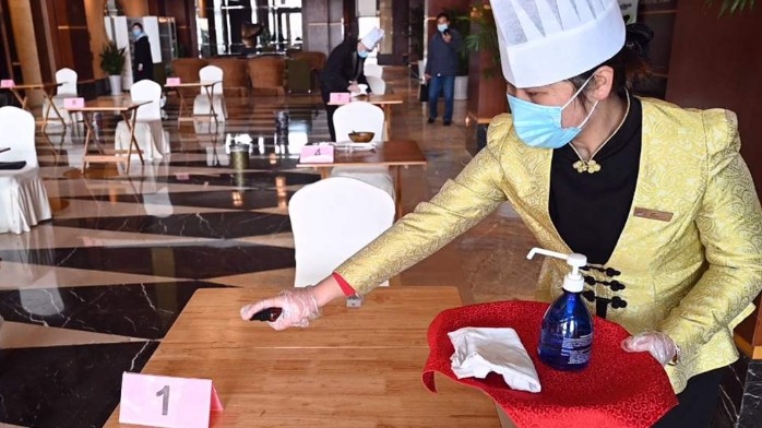 中国新冠疫情趋于稳定 各地餐饮服务业的恢复有所差别