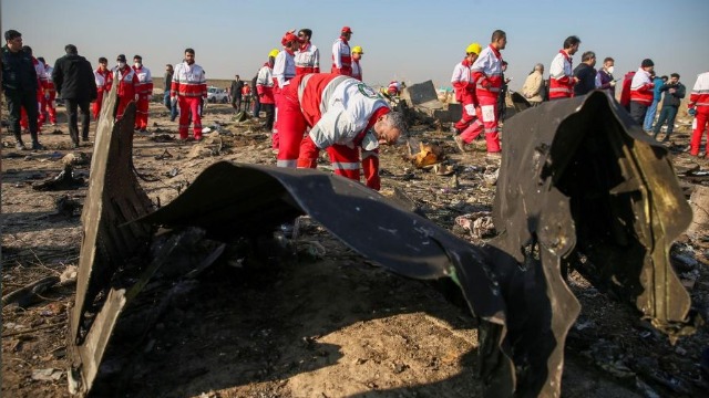 得知伊朗误射导弹击落乌克兰客机 民众有何反应？