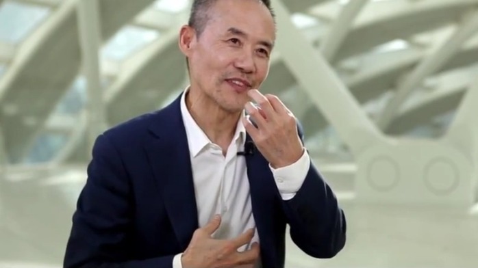 “房地产大佬”王石的吃饭原则：节减断