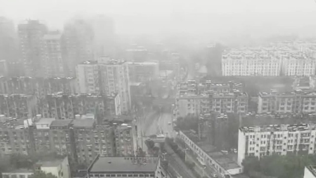 下雪了！武汉发布暴雪黄色预警