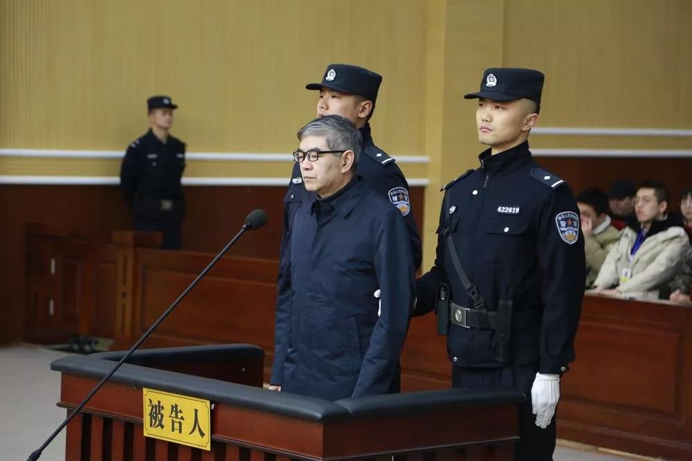 受贿近2千万，湖北省委原副秘书长杨邦国一审获刑12年