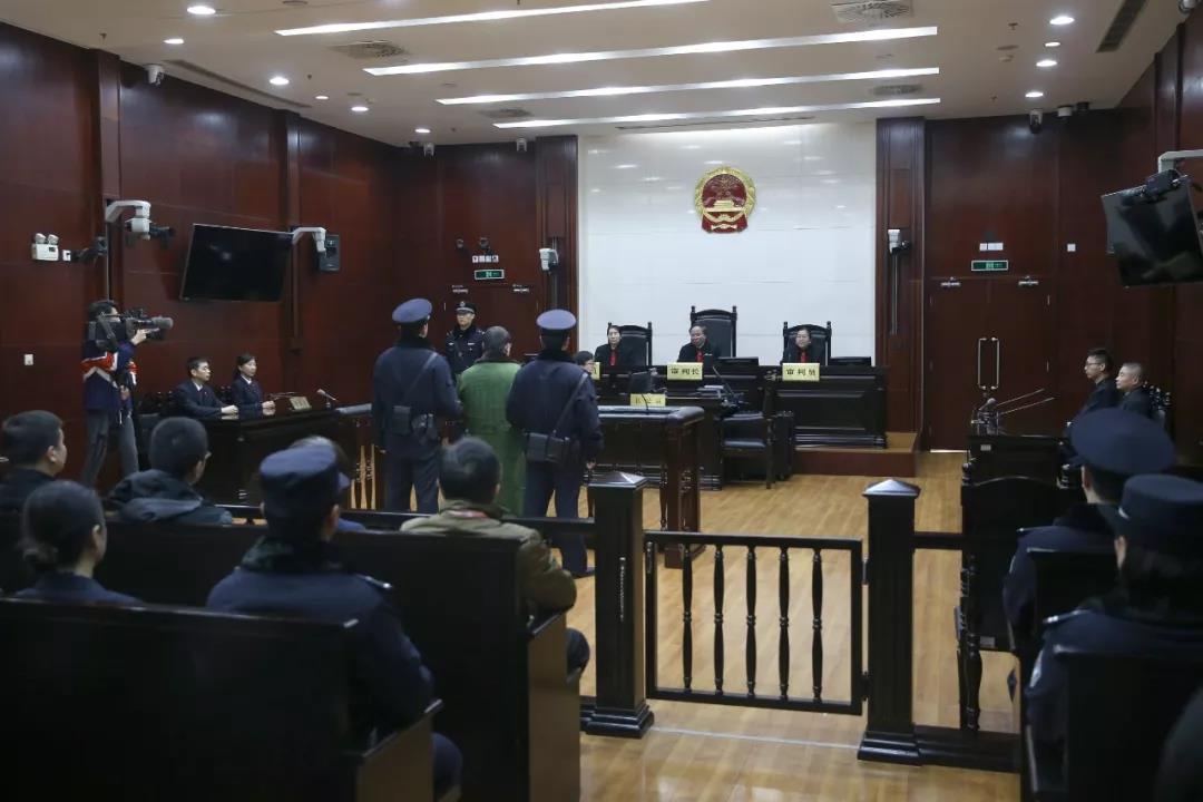 男子上海持刀杀害两名小学生 二审仍获死刑