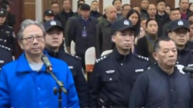 校长埋尸操场案 3AA67DF42B932B899C543F332D902DFE28454CBF_w640_h360.jpg