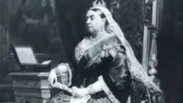 李鸿章访问英国时 曾送给维多利亚女王这样一首诗