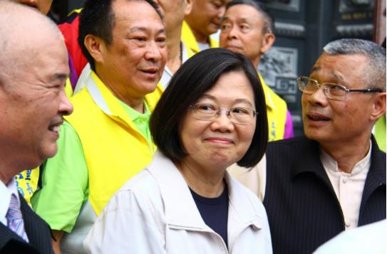 这回，马英九也\＂救\＂不了蔡英文了