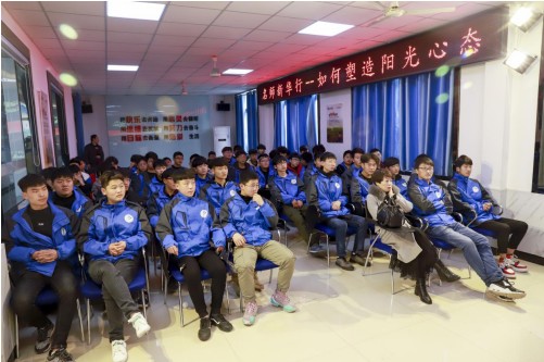 新华缤纷校园生活寓教于乐