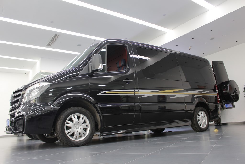 百万级奔驰商务之星参数配置价格优惠