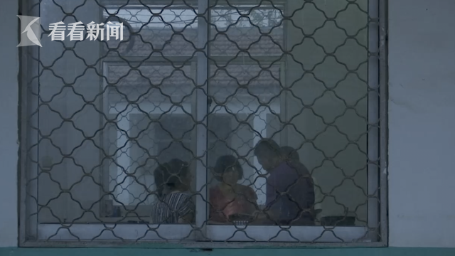 “绝笔信”女教师同事：联名信后两条是她自己加上的