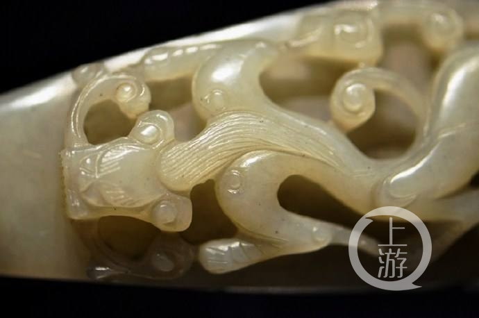 6名落马官员“摄影家”的“雅贿”史：高档相机满抽屉，还公费制作摄影集