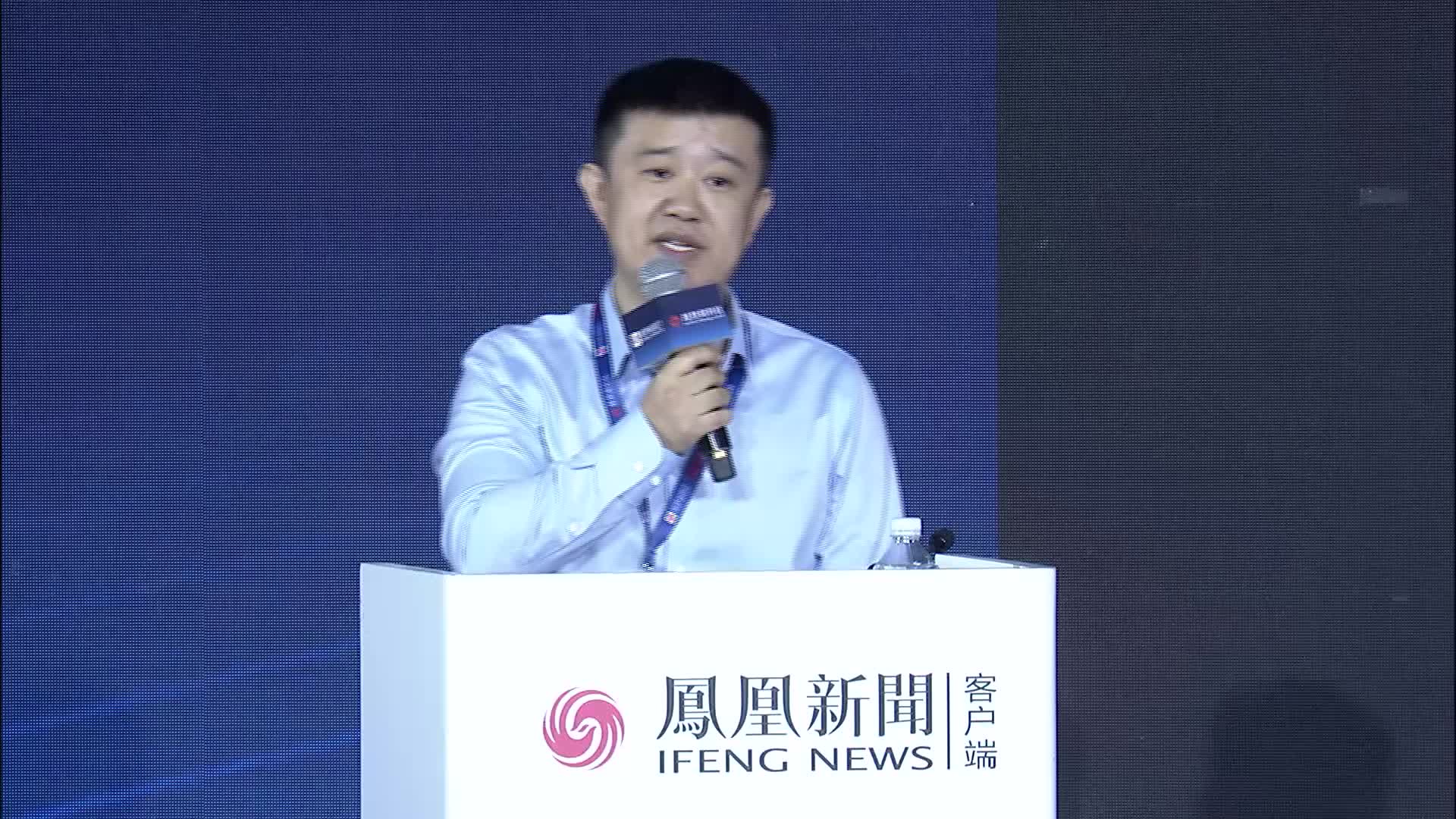 小米AIoT战略委员会主席 范典 5G+AIoT 下一代超级互联网 