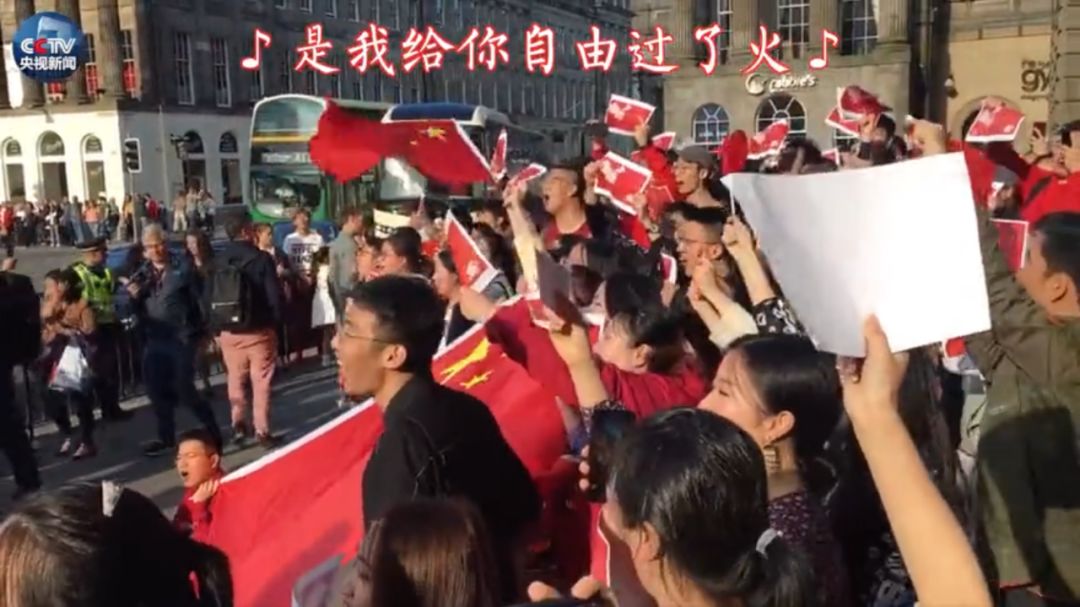 “香港就是中国的！”爱国护港，大家这么说